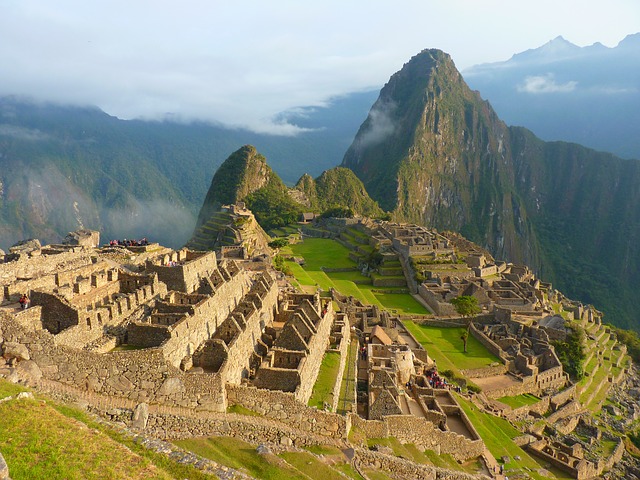 Machu Picchu - ejercicio de vocabulario, completa el texto