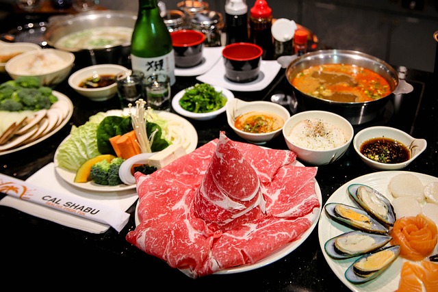 restaurante de sushi y hot pot